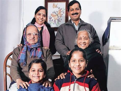 arvind kejriwal children name